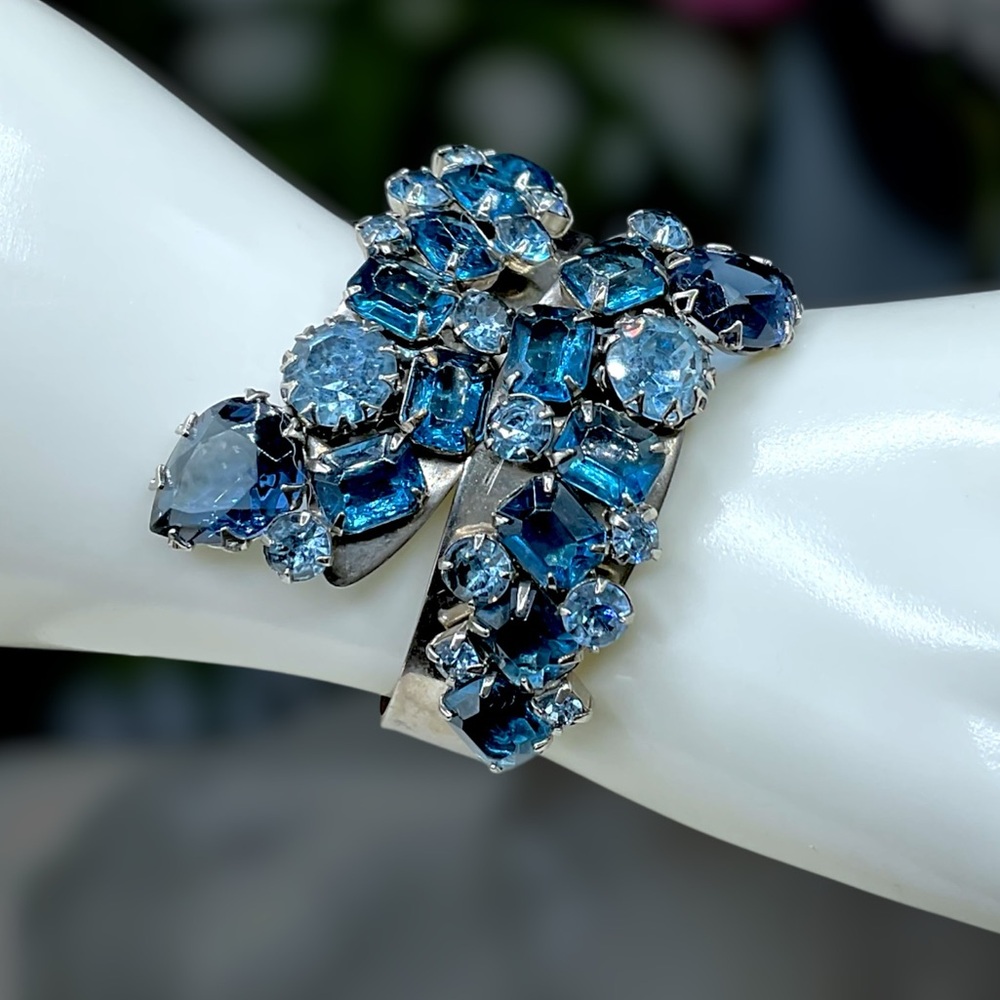 🌺Vintage Alice Caviness Blue Rhinestone Bracelet